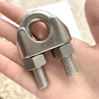 Khóa cáp thép khác gì so với các phụ kiện cố định khác?