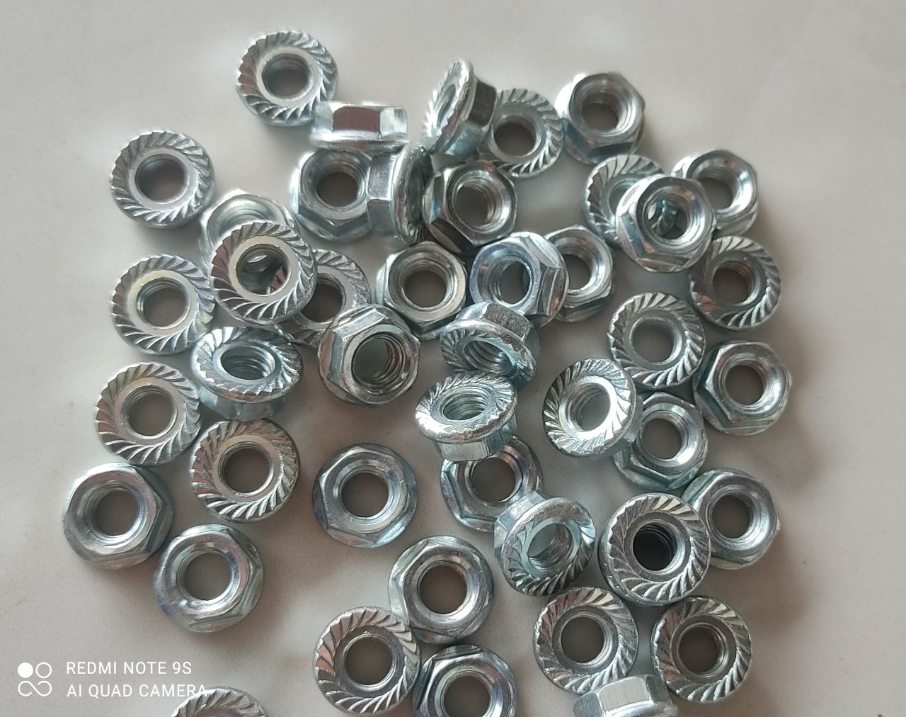 Ecu liền long đen là gì? Hướng dẫn lắp đặt, sử dụng và bảo trì đúng kỹ thuật