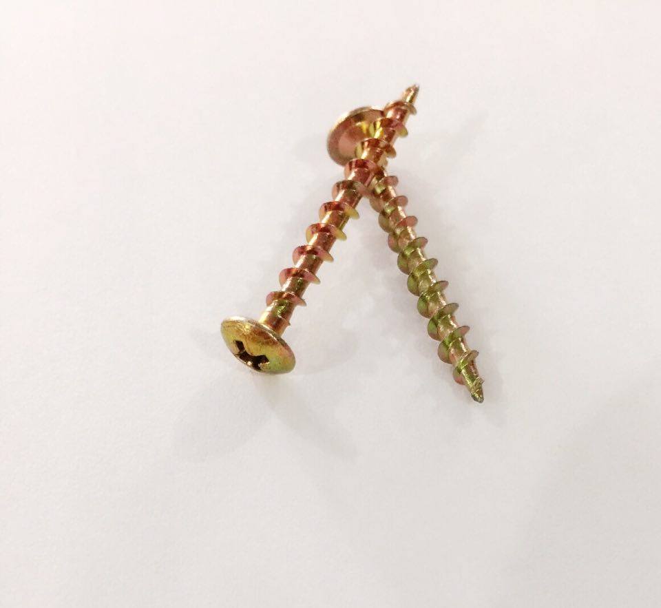 Vít vàng ren thưa là gì? Cấu tạo, nguyên lý và ứng dụng chi tiết 