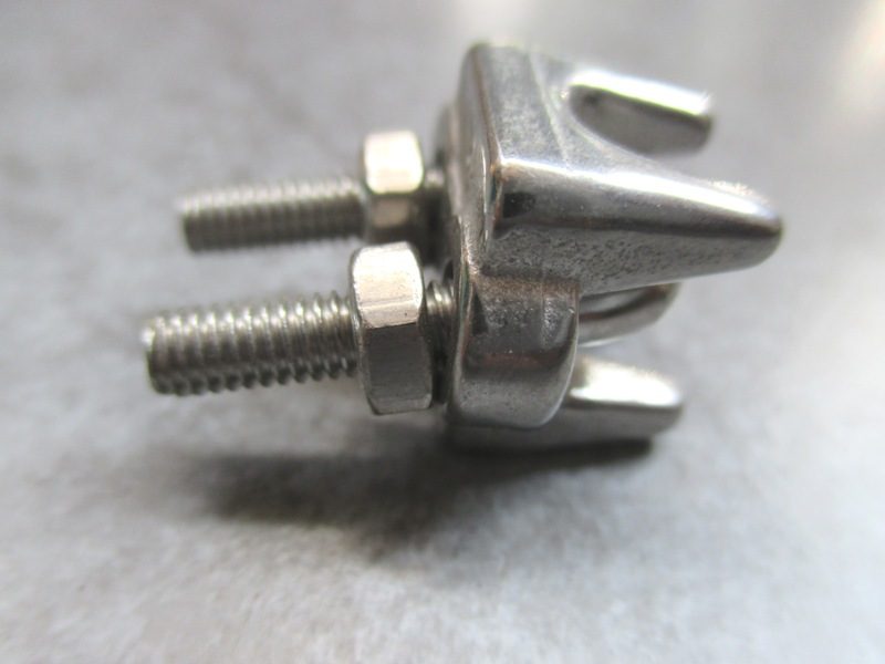 Khóa cáp inox 304 là gì? Vì sao được dùng nhiều trong công trình ngoài trời?